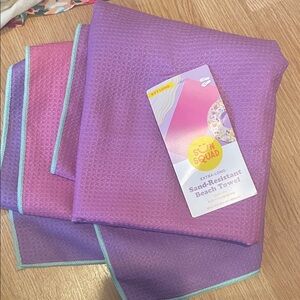 Sun Squad Purple and Pink Sand-Resistant Beach Towel